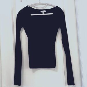 Topshop long sleeve black fitted tshirt, size M.
